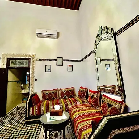 Riad Lalla Zoubida Fez Buitenkant foto
