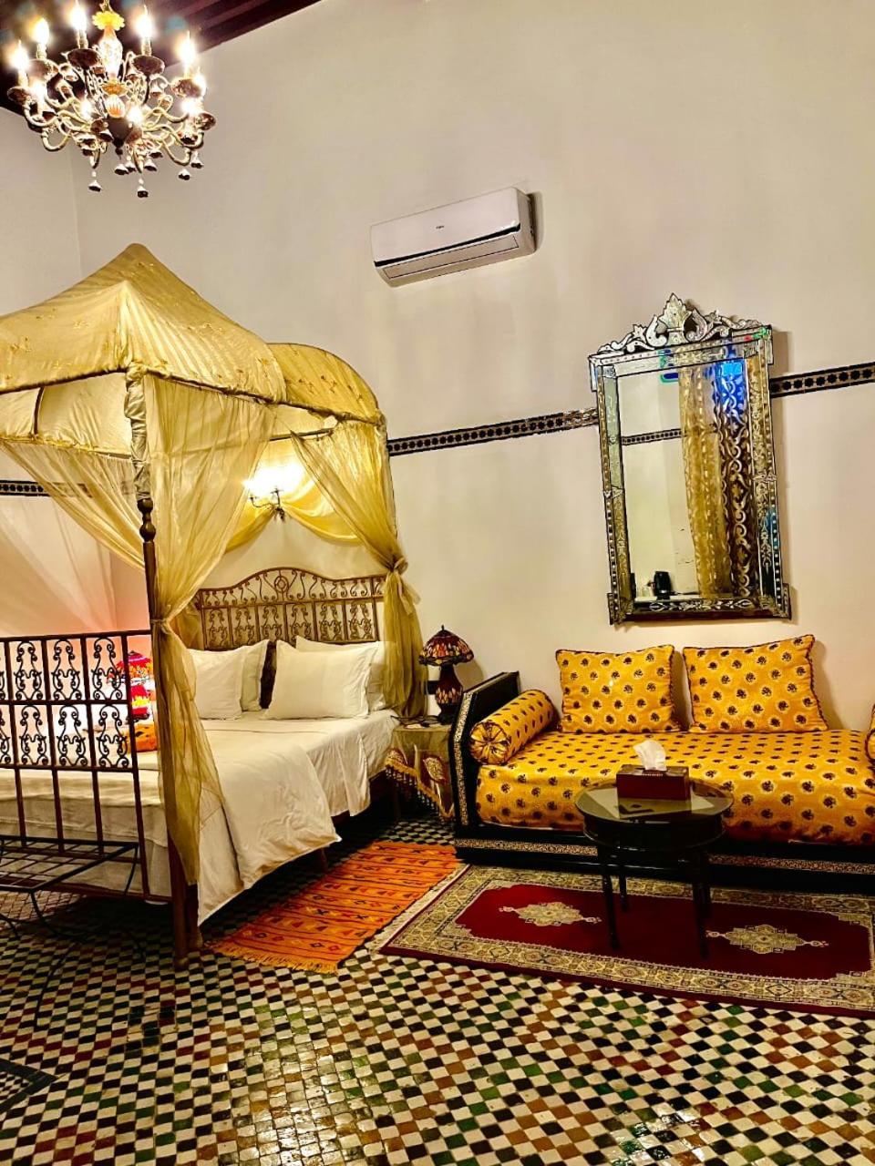 Lalla Zoubida Riad 3*